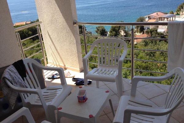 Hotel Apartments De Lara (Bar)